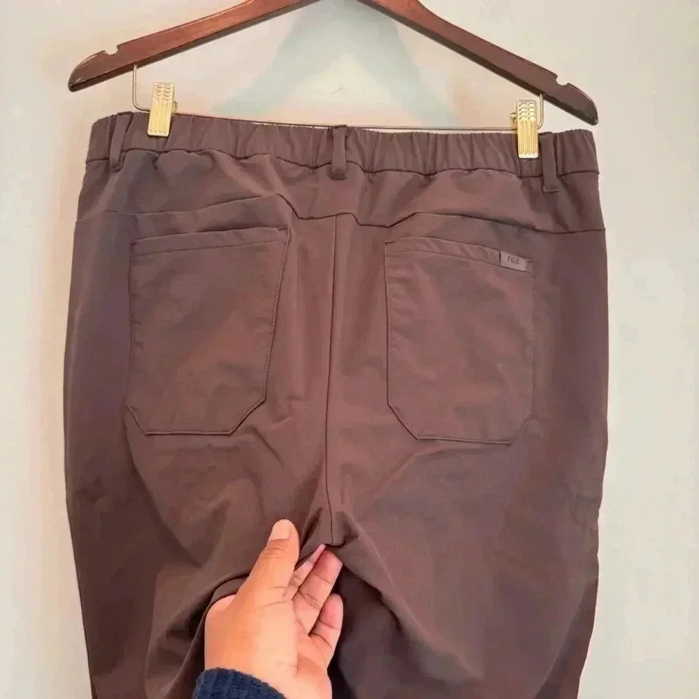 FIGS PRO Straight Leg Trouser Classic Short Medium Brown size S